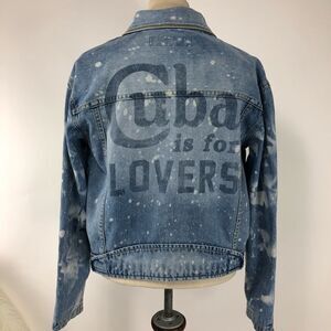 The Laundry Room Cuba is For Lovers Jacket. Size S